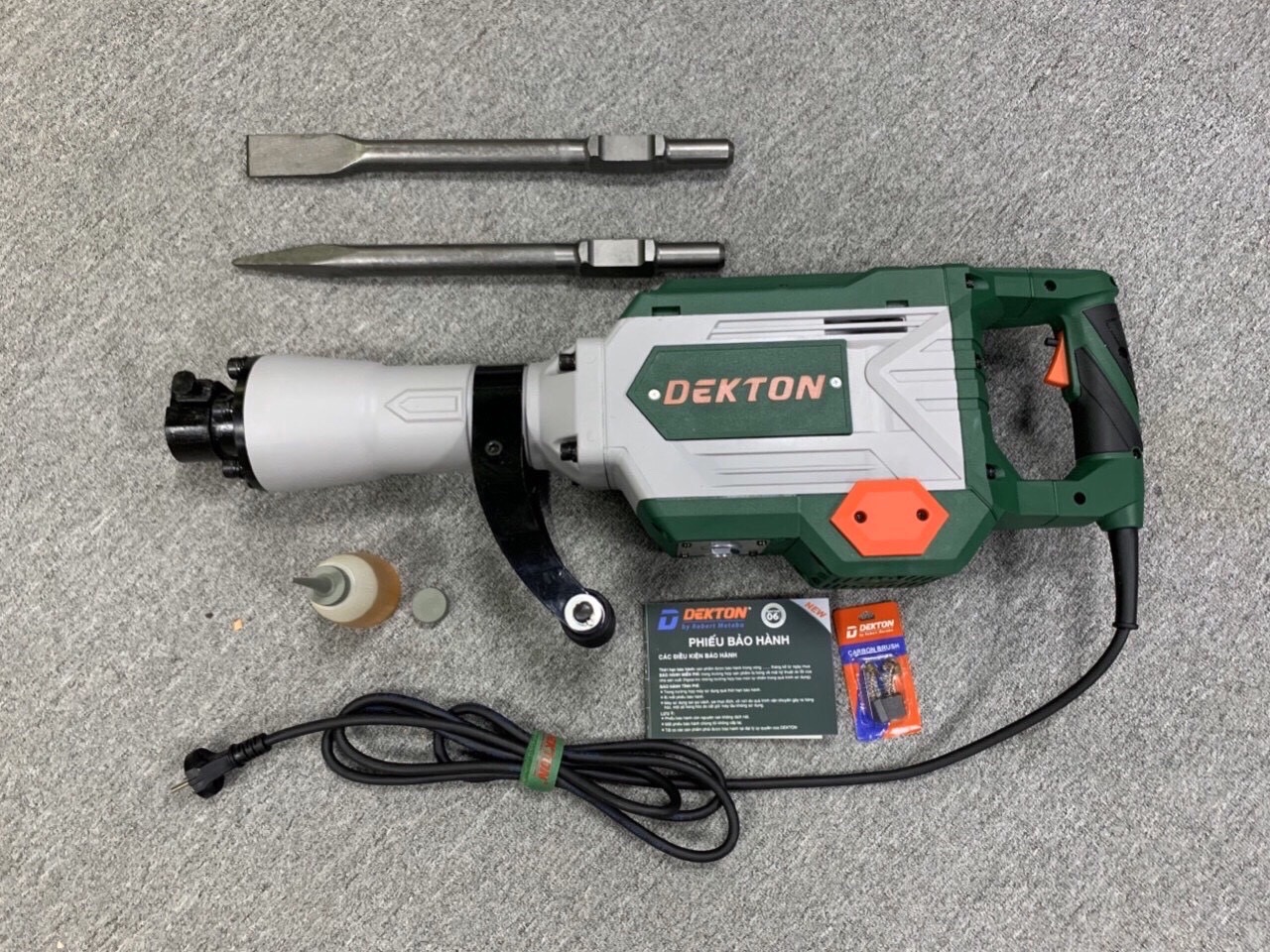 MÁY ĐỤC BÊ TÔNG 17 LY DEKTON DK-0811 1250W